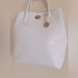 Furla Appaloosa White Leather Tote Check pictures for flaws and condition